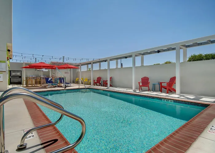 Home2 Suites By Hilton Garden Grove